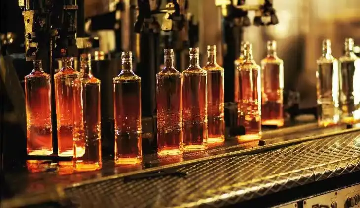 High-Quality Liquor Bottles Wholesale | Premium Glass Packaging Supplier
